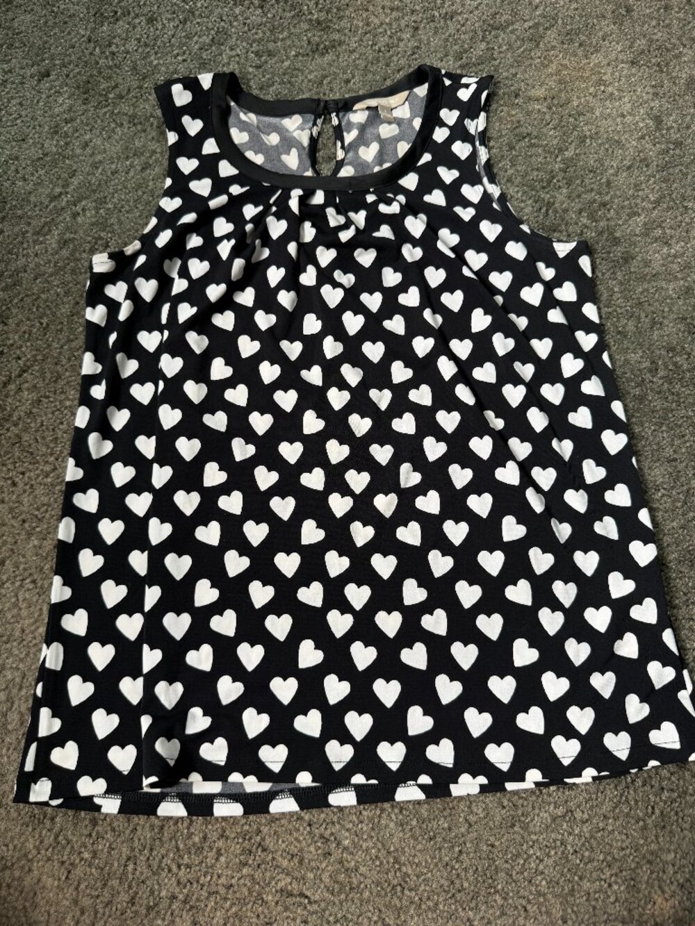 BR Banana Republic Black and White heart blouse stretch SZ-S